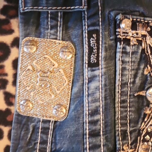 MISS ME jeans 2000s bling design on back pockets - Picture 6 of 11